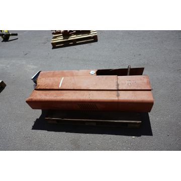 Motorhuv med skavanker International 956 AXL