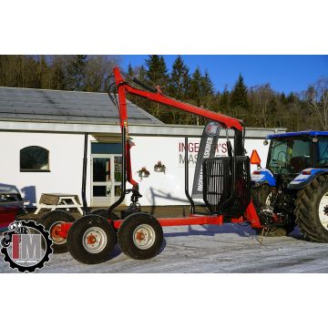 Skogsvagn PATU 65/75 med Kran