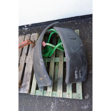 Framskärm H / V  John Deere 6200