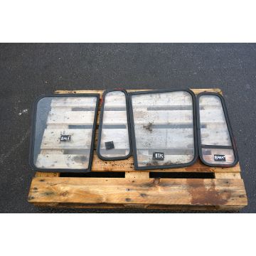 Höger framruta Volvo 650