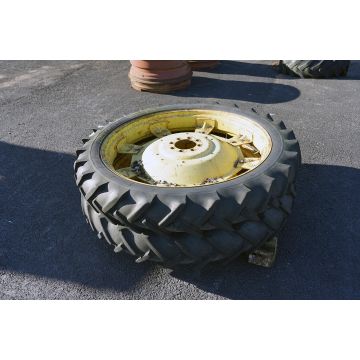 Hjul 9,5-44 RR8 Michelin pris/st