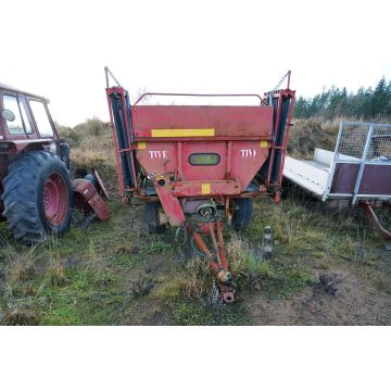 TIVE 2000 JET GÖDSELSPRIDARE