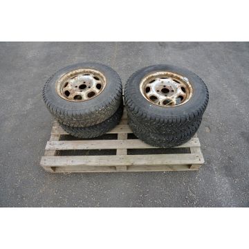 Bildäck 175/70R13 pris/st